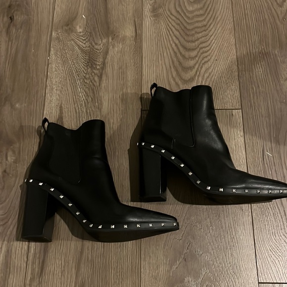 Charles David Shoes - Charles by Charles David Dodger Chelsea Boot